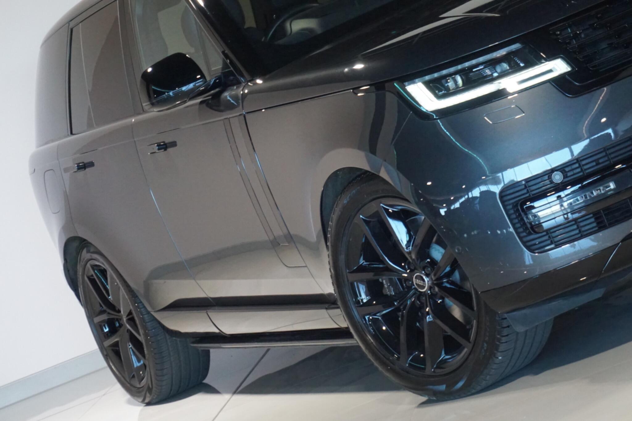 Land Rover Range Rover 3.0 P510e 38.2kWh Autobiography SUV 5dr Petrol Plug-in Hybrid Auto 4WD Euro 6 (s/s) (510 ps)
